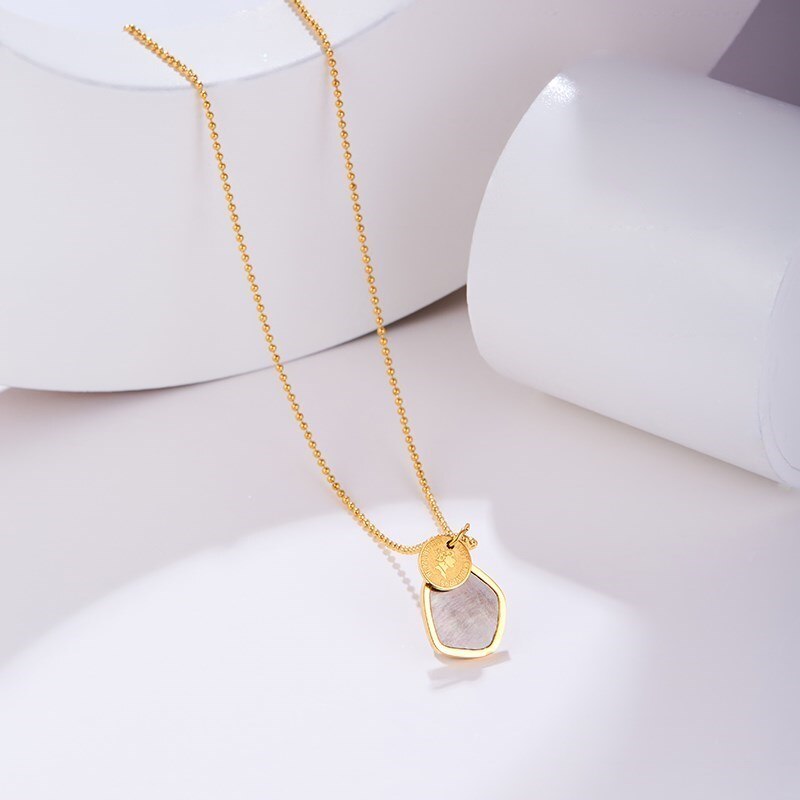 Change Better Natural White Shell Small Pendant Necklace Women Fashion Gold Color Titanium Steel Geometric Clavicle Link Choker