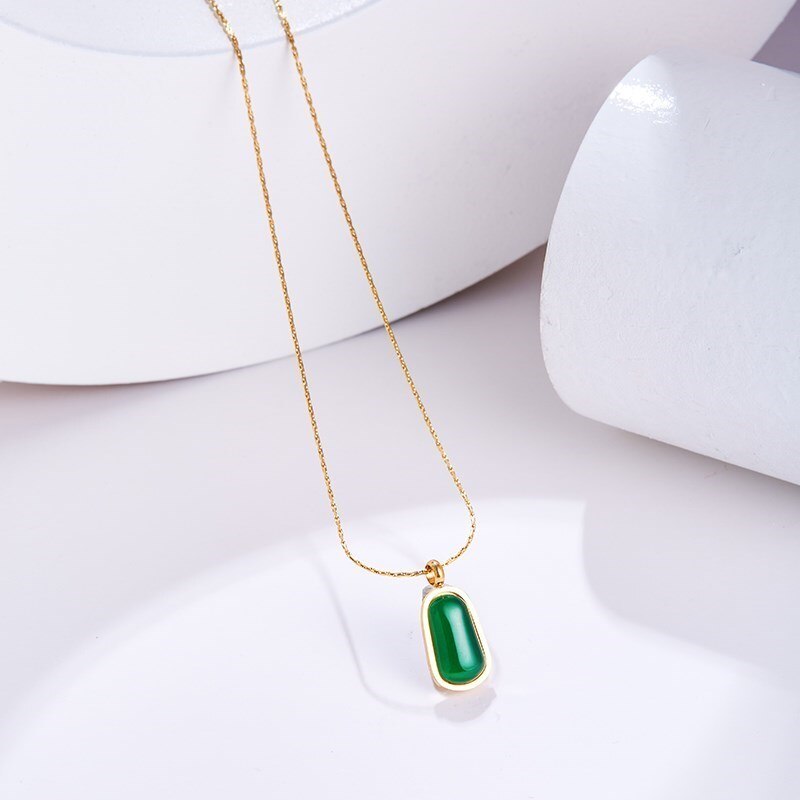 CHANGE BETTER Natural Green Agate Drop Shape Pendant Necklace Women  Stainless Steel Gold Color Clavicle Chain Choker Jewelry